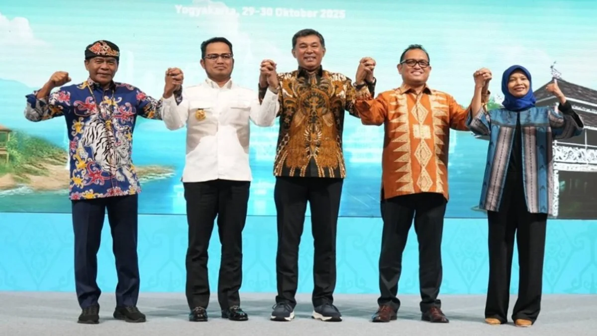 Gubernur Kaltim H Rudy Mas’ud terus memperjuangkan hak daerah atas participating interest (PI) 10 persen dari sejumlah blok migas strategis untuk meningkatkan pendapatan daerah di tengah rencana pemotongan dana transfer pusat. Foto: adpimprovkaltim