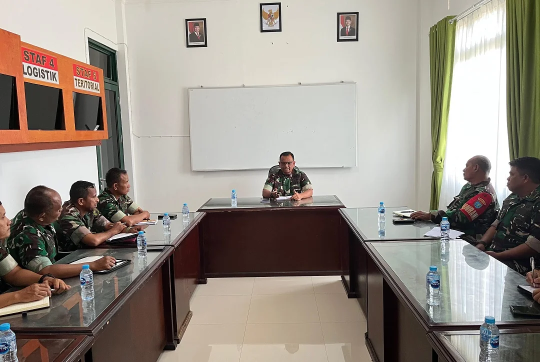 Peningkatan Kinerja TNI AD: Dandim 1210/Landak Ajak Danramil dan Staf Evaluasi Program Kerja. (FOTO: ISTIMEWA)