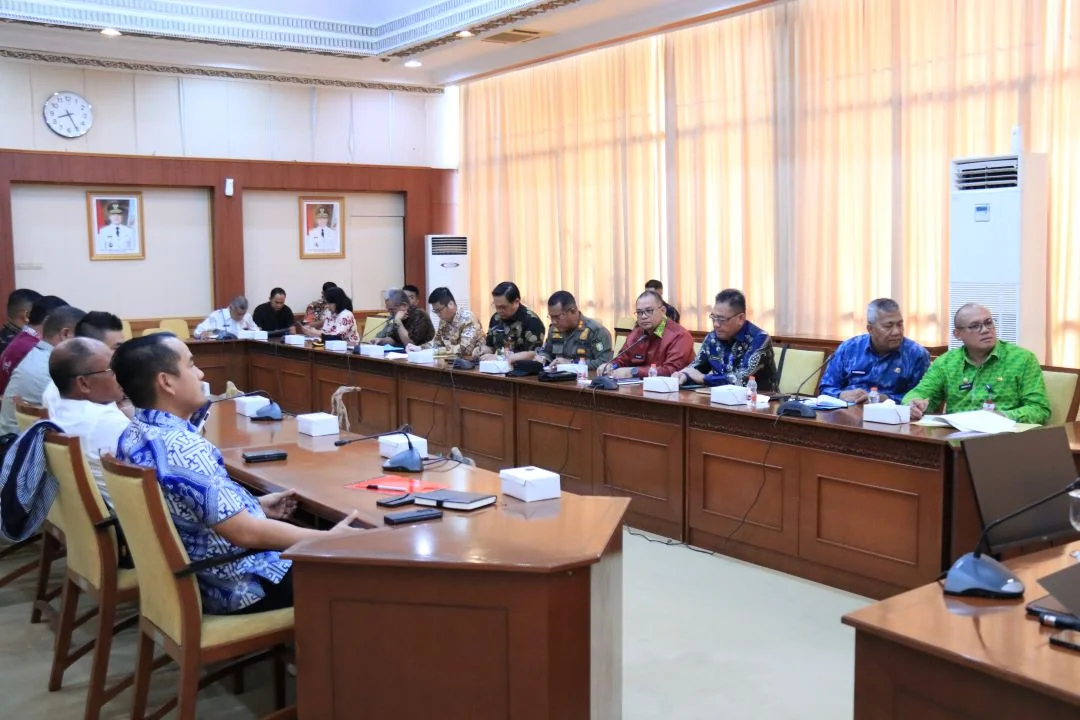 Siaga Nataru 2026: Pemprov Kalbar Soroti Ketersediaan dan Pengawasan BBM Subsidi Jenis Solar. (FOTO: ADPIM)
