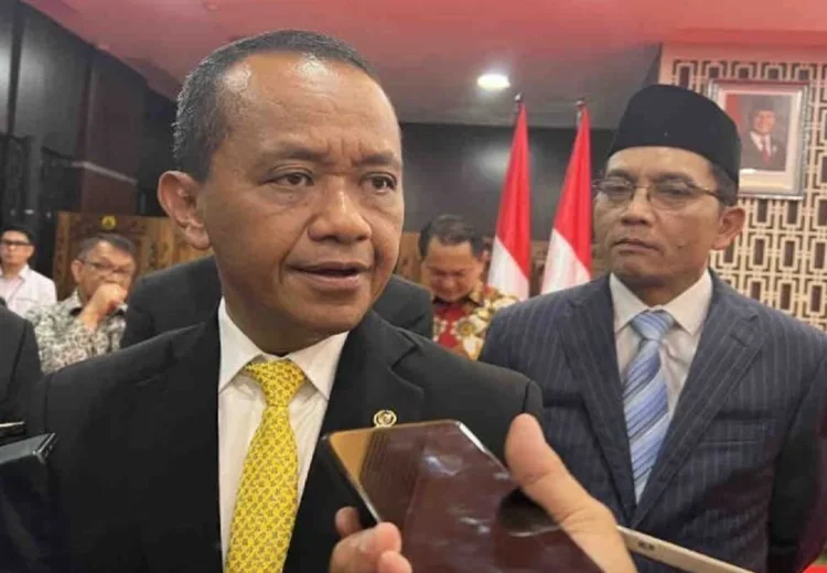 Menteri Energi dan Sumber Daya Mineral(ESDM) Bahlil Lahadalia Soal Penyaluran Subsidi BBM.(IKN POS)