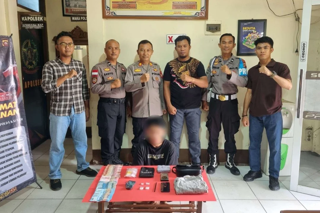 Polsek Sekayam Bongkar Jaringan Narkoba di Penginapan Sanggau, Mahasiswa Diringkus dengan 8,65 Gram Sabu Siap Edar. (FOTO: HUMAS POLRES)