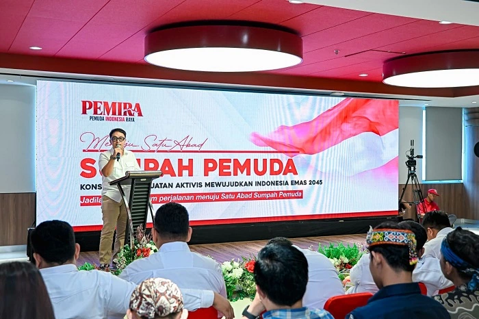 Muh Ageng Dendy Setiawan saat memberikan sambutan pada agenda konsolidasi pemuda di Gedung Nyi Ageng Serang, Jakarta Selatan, Sabtu (17/10/2026)