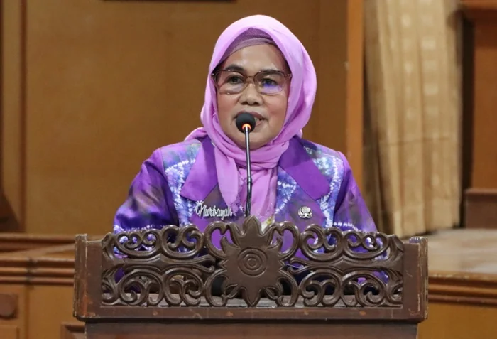 Sekdis DP3AP2KB Nurbayah.