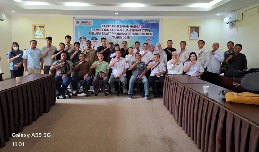 Pemerintah Provinsi Kalimantan Tengah melalui Dinas Perkebunan Prov. Kalimantan Tengah menggelar Rapat Penetapan Harga Pembelian Tandan Buah Segar (TBS) Kelapa Sawit Produksi Pekebun, untuk menghitung indeks K dan harga pada periode I bulan Februari tahun