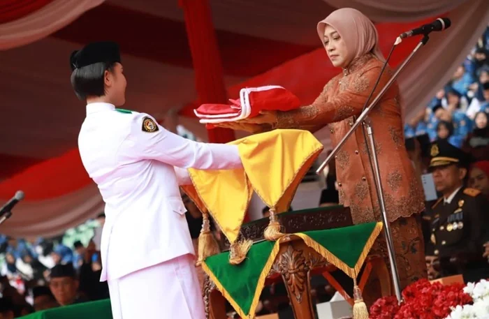 HUT RI