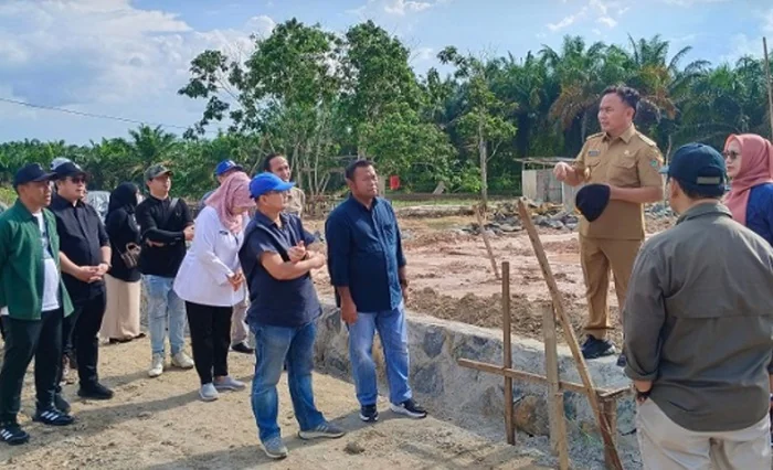 Gubernur Kalteng Tinjau Pembangunan Pabrik Pakan Ternak di Kotawaringin Timur.