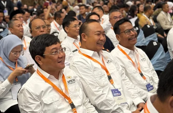 FORUM - Bupati Kabupaten Ketapang Alexander Wilyo saat menghadiri forum Rapat Kerja Nasional (Rakernas) XVII Asosiasi Pemerintah Kabupaten Seluruh Indonesia Tahun 2026 yang digelar di Batam, Minggu (18/1/2026).