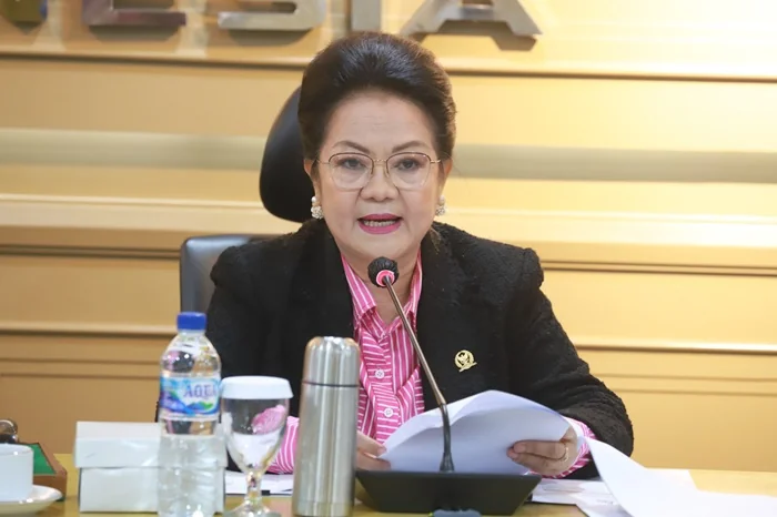 Anggota DPD RI, Lily Amelia Salurapa.