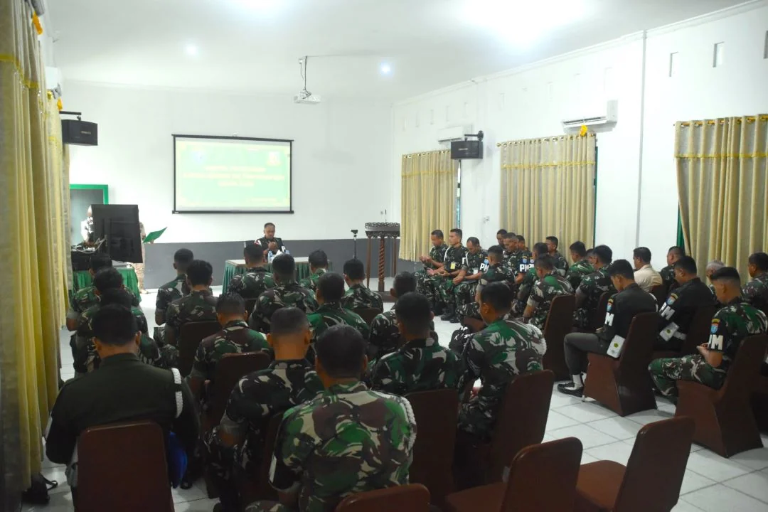Pomdam XII/Tanjungpura Gelar Bimtek Mengemudi Aman untuk Ratusan Prajurit, Wujudkan 'Nol Kecelakaan'. (FOTO: PENDAM XII/TPR.)