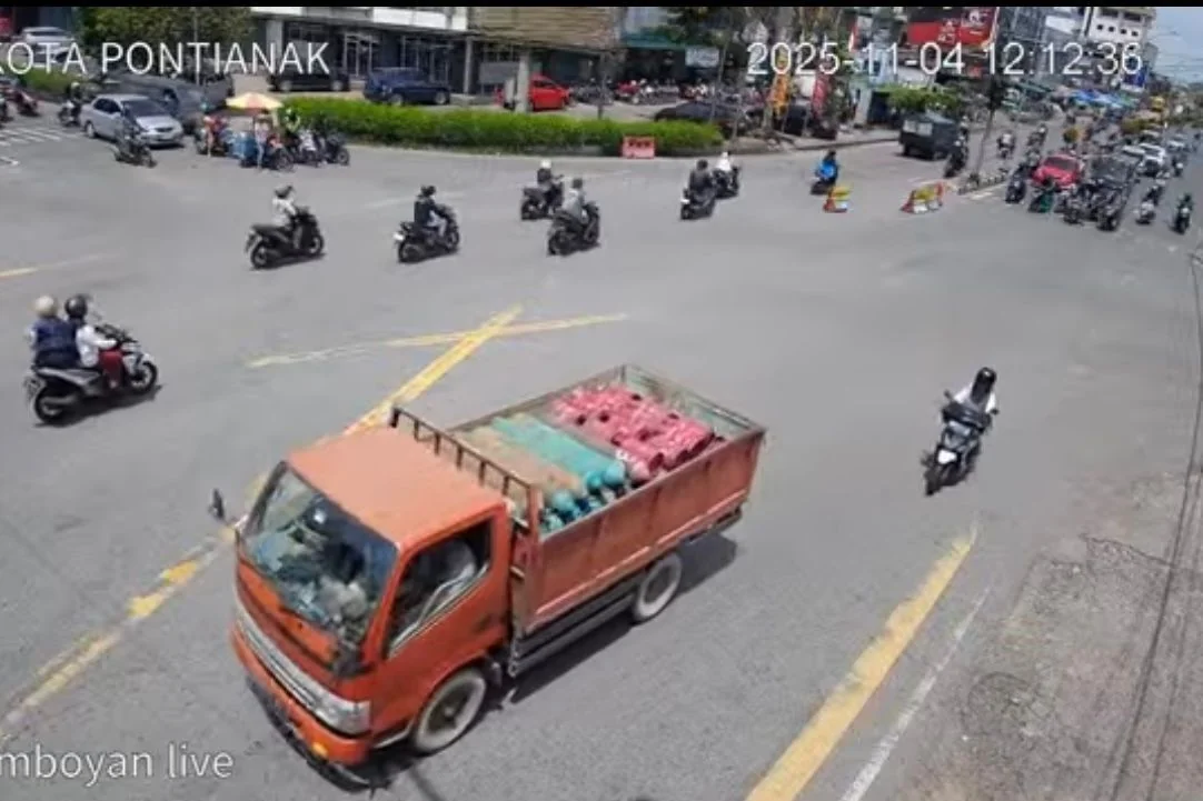 CCTV Lalu Lintas Pontianak Kini Live di YouTube: Pantau Kondisi Jalan Real Time dengan Mudah. (FOTO: SCREENSHOT YOUTUBE)