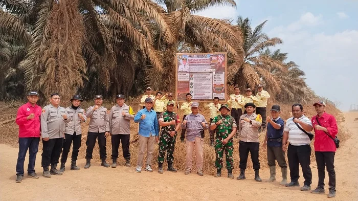 Sosialisasi dan Patroli Bersama Tim Perkebunan Sinarmas dan Muspika Kecamatan Jelai Hulu