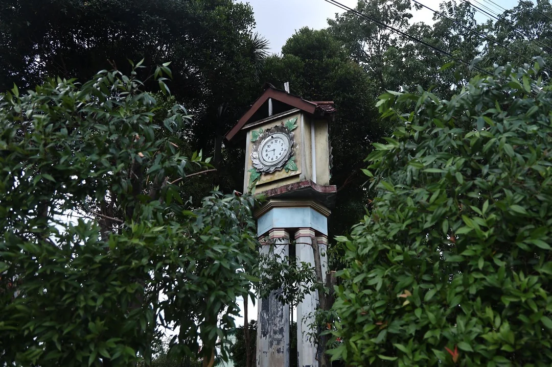 Hidupkan Kembali Sejarah Kota, Pemkot Pontianak Renovasi Tugu Jam Tiga Muka Peninggalan Sultan Hamid II. (FOTO: ISTIMEWA)