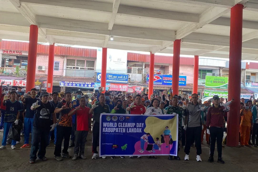 Terminal Ngabang Pusat Aksi World Cleanup Day 2025 di Landak: Wujud Sinergi Pemerintah dan Masyarakat. (FOTO: HENDRI MARCELLENO)