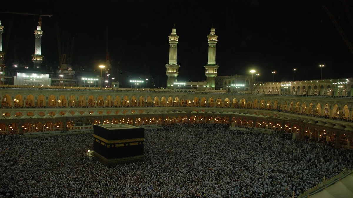 Ilustrasi Kementerian Haji dan Umrah berkomitmen menurunkan biaya haji 2026 dengan menutup kebocoran anggaran hingga Rp5 triliun dan memangkas kerja sama syarikah.