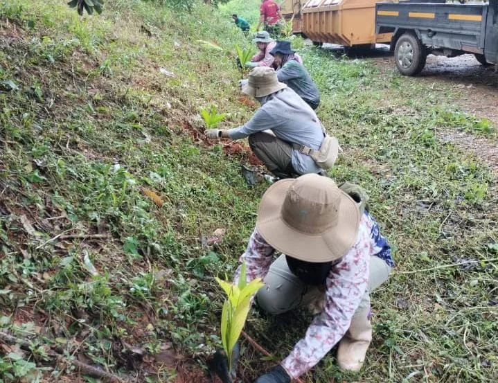 (Poros Kalimantan)