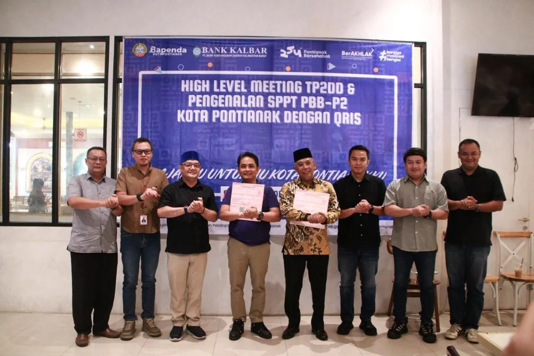 Wujudkan Digitalisasi Daerah: Bayar PBB Pontianak Kini Bisa Pakai QRIS. (FOTO: PROKOPIM)
