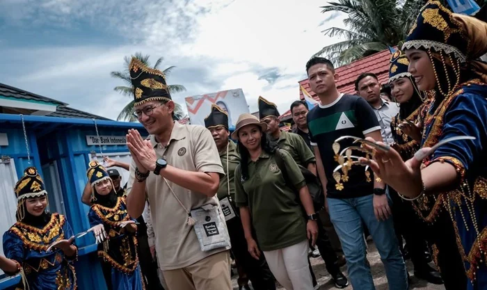 Menteri Pariwisata dan Ekonomi Kreatif/Kepala Badan Pariwisata dan Ekonomi Kreatif (Menparekraf/Kabaparekraf) Sandiaga Salahuddin Uno.