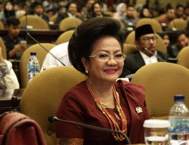 Anggota DPD RI Dapil Sulsel, Lily Amelia Salurapa.