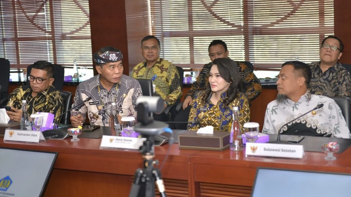 Gubernur Kalimantan Utara Zainal A. Paliwang menyambut keputusan Menkeu Purbaya Yudhi Sadewa yang menyetujui anggaran Rp150 miliar untuk pembangunan jembatan penghubung Malinau–Krayan. Foto: BIRO ADPIM