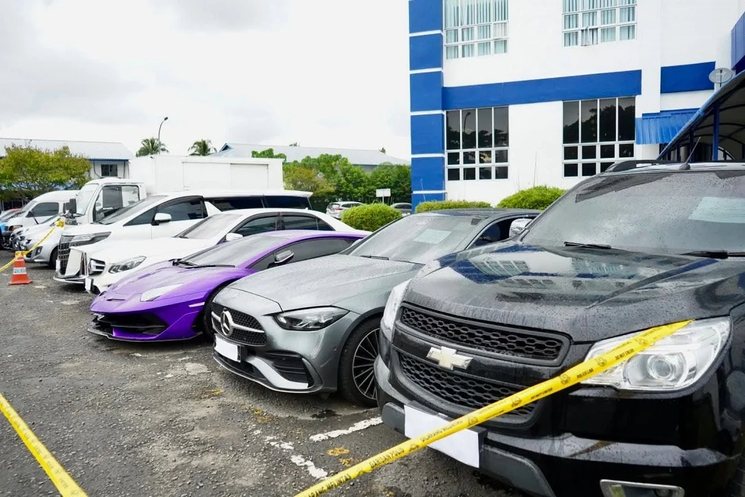 Polisi Turut Sita Mobil Mewah Lamborghini dan Aset Bernilai Miliaran pada Operasi Narkotika di Sabah. (FOTO: PDRM)