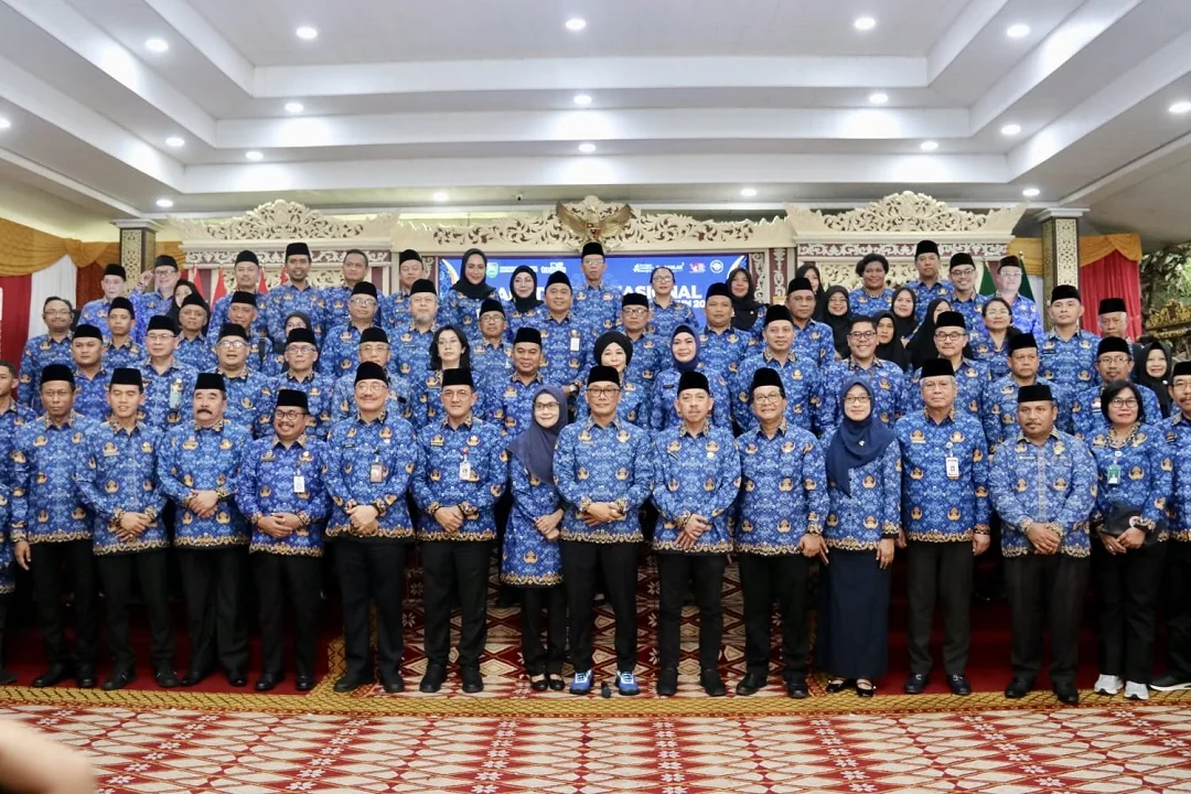 Ikuti Gerakan Besar Reformasi: Sekda Kalbar Pastikan ASN Daerah Jadi Motor Penggerak Agenda Nasional. (FOTO: ADPIM)