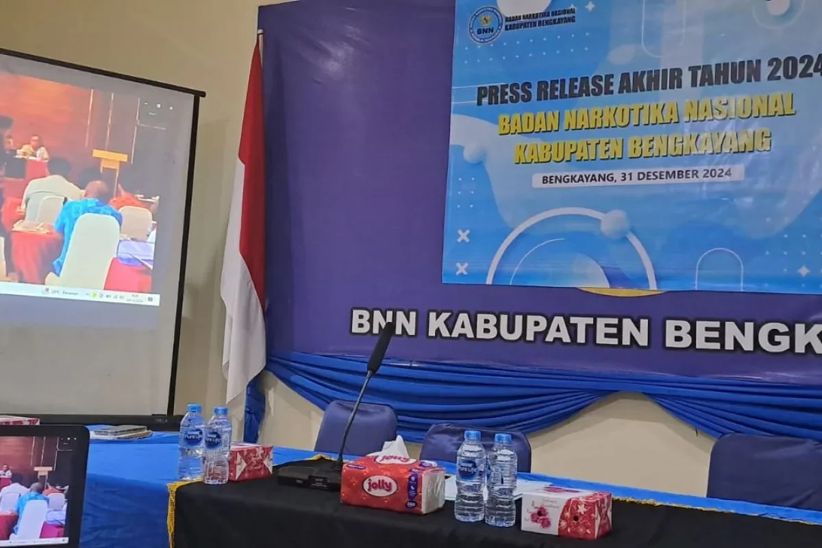 BNN kabupaten Bengkayang saat gelar jumpa pers dengan sejumlah awak media (ANTARA)