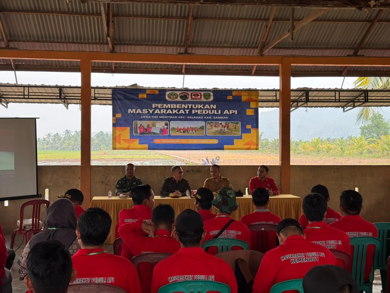 Pelatihan Peningkatan Kapasitas Masyarakat Peduli Api (MPA) di Desa Twi Mentibar, Kecamatan Selakau, Kabupaten Sambas, Kalimantan Barat, pada 12–13 Oktober 2026.