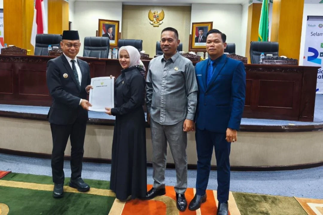 Wali Kota Pontianak Jawab DPRD: APBD 2026 Fokus Efisiensi Anggaran, Optimalisasi PAD, dan Peningkatan Pelayanan Publik. (Foto: Prokopim)