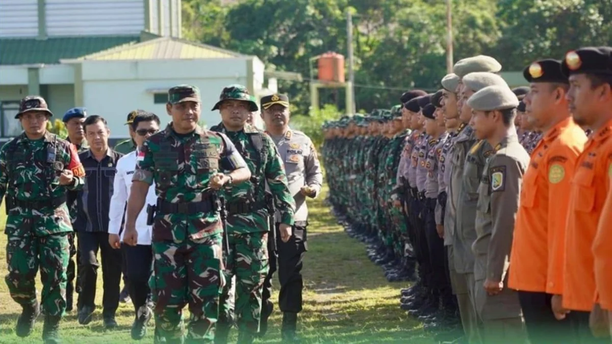 Latihan Penanggulangan Bencana Alam di Kodim 1208/Sambas resmi ditutup. Foto: Korem 121/ABW