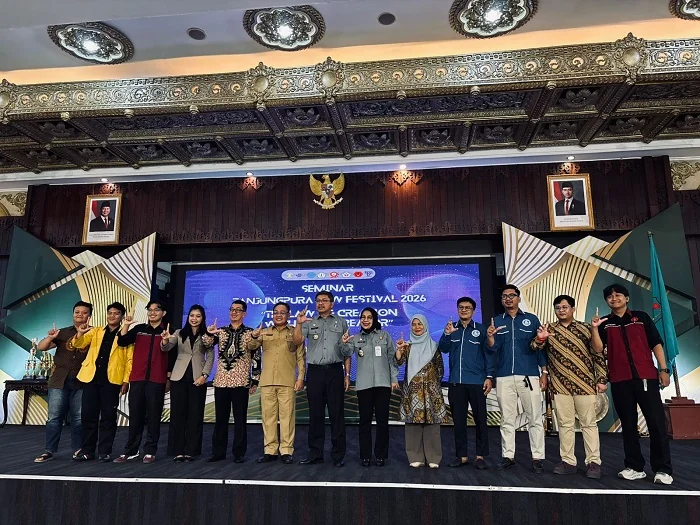 SEMINAR -  Justitia Club Fakultas Hukum Universitas Tanjungpura menggelar seminar Tanjungpura Law Festival 2026 di Pendopo Gubernur Kalimantan Barat pada Senin (11/5/2026)