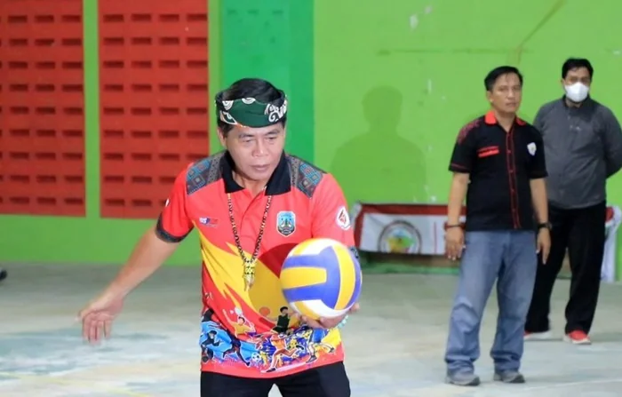 Gubernur Kaltara DR. (HC). H. Zainal A. Paliwang buka Popda pertama di Kalimantan Utara.