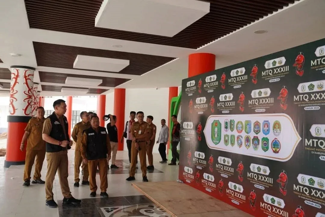 Persiapan MTQ XXXIII Kalbar | Jalur Menantang Kafilah MTQ: Polisi Imbau Waspada Tanjakan Curam dan Jembatan Kayu Menuju Putussibau. (FOTO: IST.)