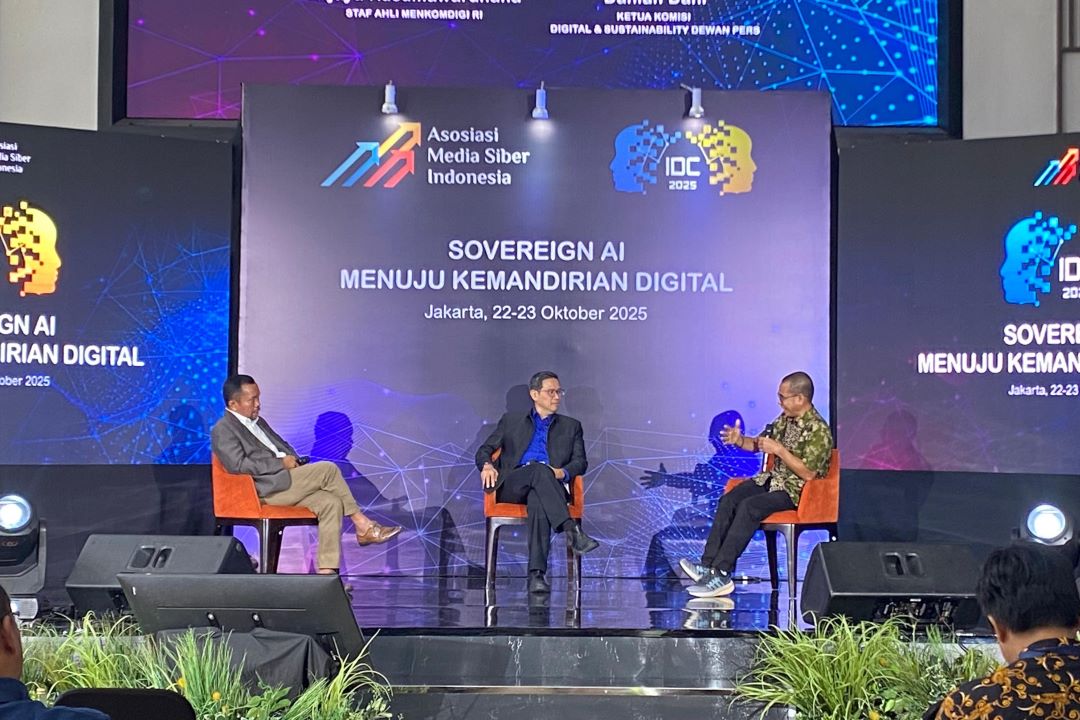 Pemerintah Dorong Tata Kelola AI Berpusat pada Manusia; Dewan Pers ...